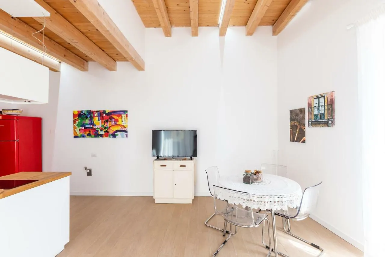 Il Sonno Dei Giusti Apartment By Domusicily Palermo Italy
